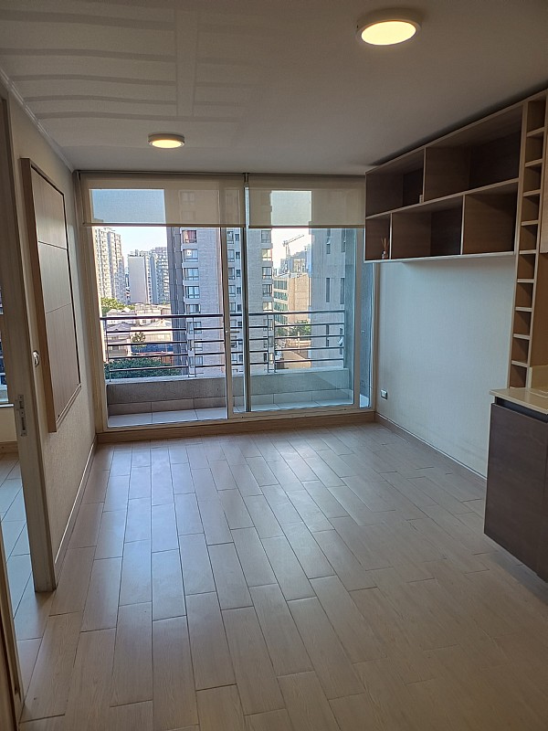 SE VENDE DEPTO 1D+1B METRO SANTA ISABEL