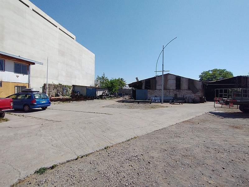 TERRENO URBANO 3.560 M2 EN QUINTA NORMAL