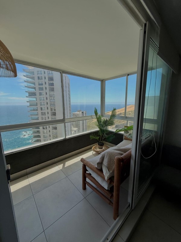 SE VENDE  2D2B RE�ACA NORTE AMOBLADO. VISTA AL MAR...