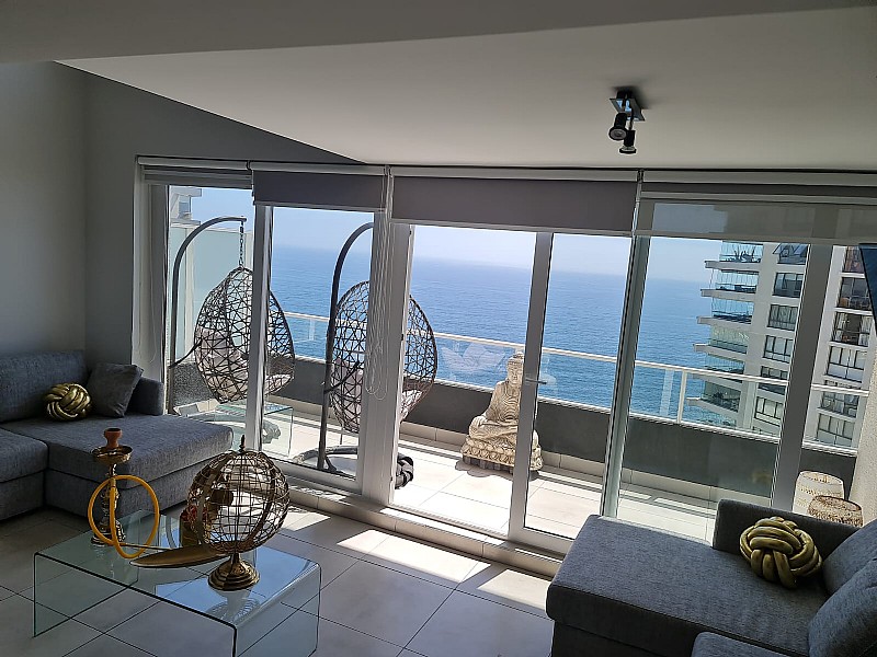 SE VENDE DUPLEX 1D 2B REACA NORTE VISTA AL MAR