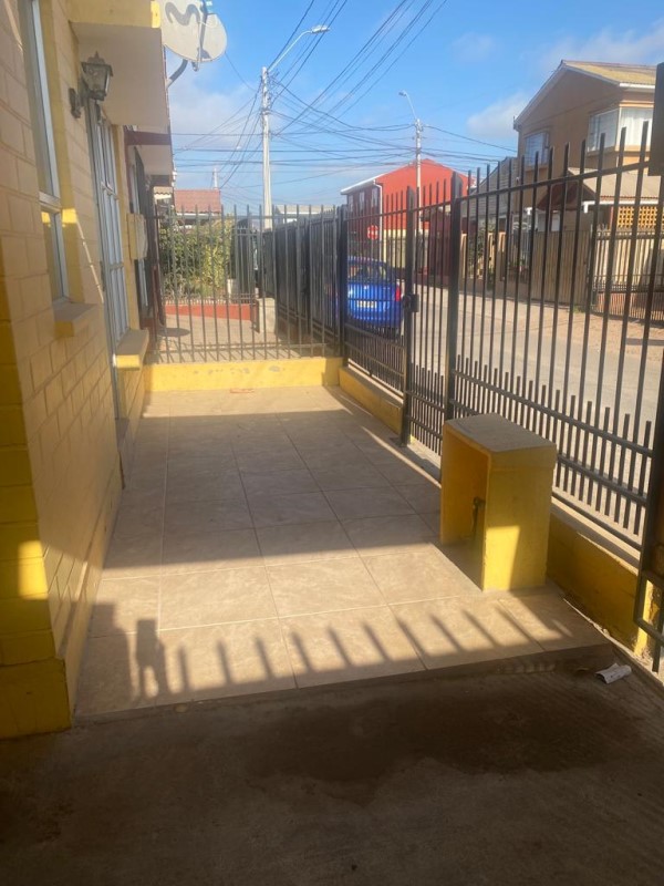 COMODA CASA EN PASAJE