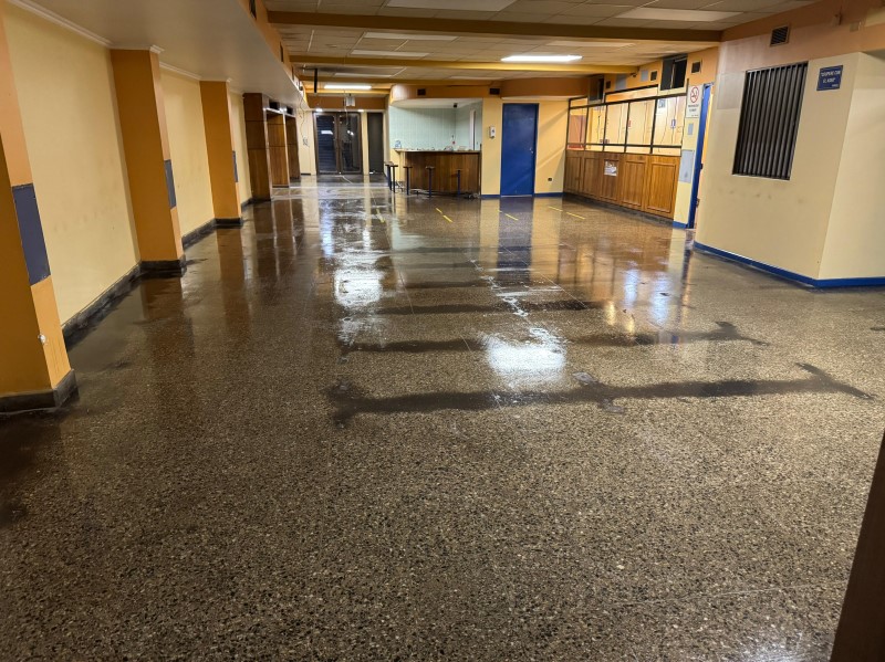 300M2 DE LOCAL A LA CALLE, RECEPCIN FINAL