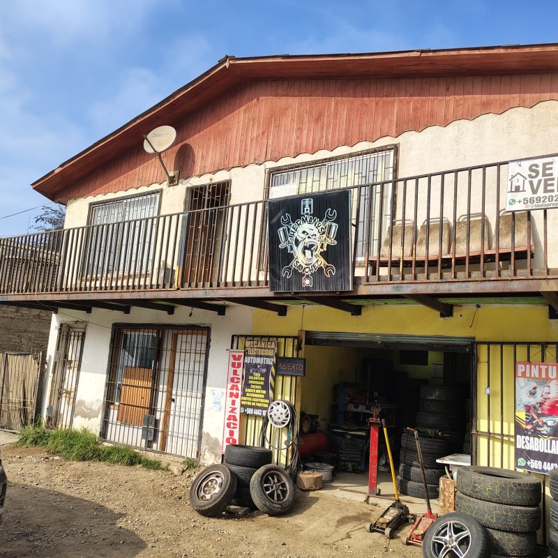 FOCOLARE PROPIEDADES VENDE CASA EXCELENTE UBICACION