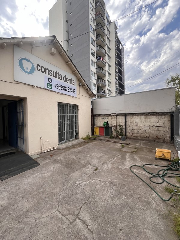 AMPLIA CASA CON GIRO COMERCIAL