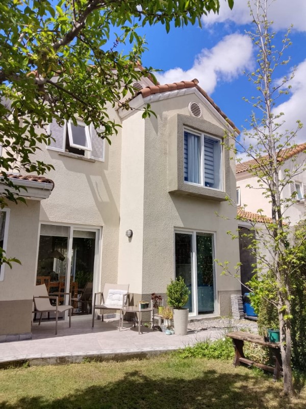 VALLE DE CONDORES...                                                                  