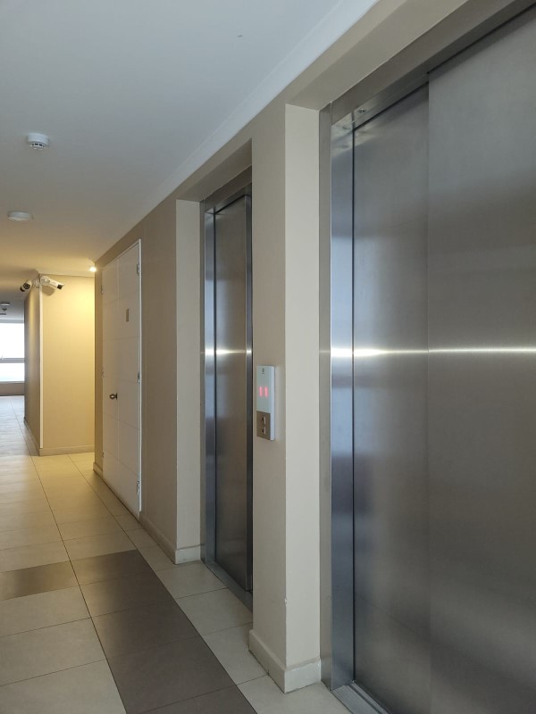 EDIFICIO URBANO 1367