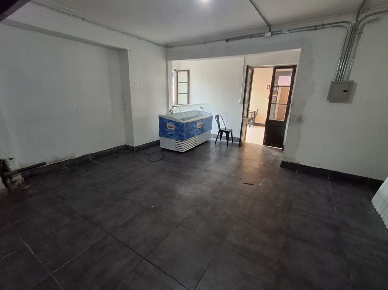 SANTA MONICA CASI ESQUINA AVENIDA BRASIL   