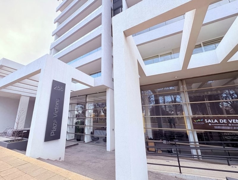EDIFICIO PLAZA VICTORIA