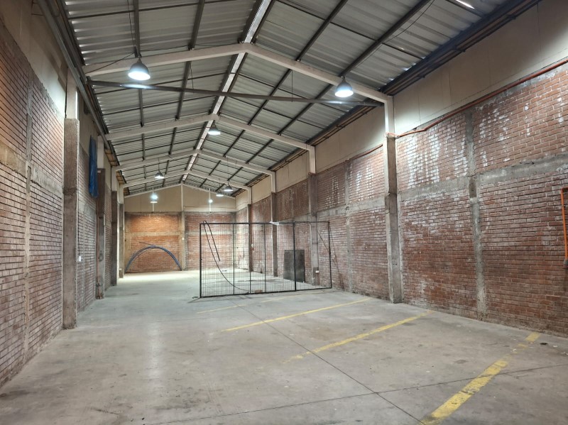 C�NTRICA BODEGA, EXCELENTE CONECTIVIDAD