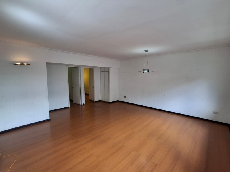 CALLE FISCHER / AVENIDA PER�