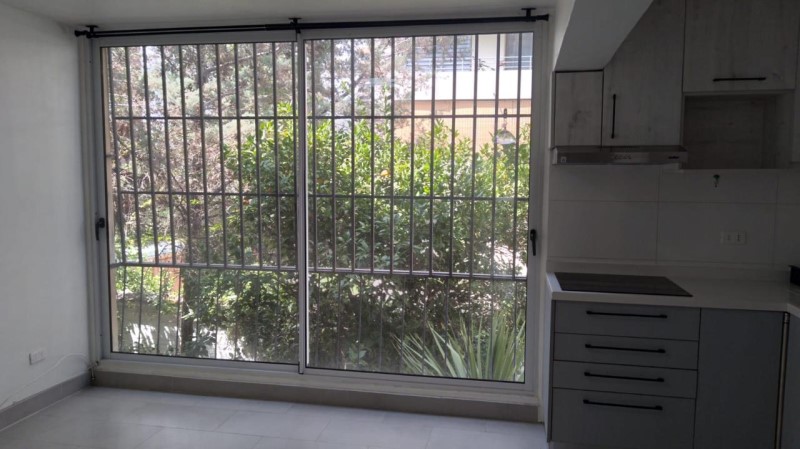 DEPARTAMENTO EN VENTA EN �U�OA, A UNA CUADRA DE METRO