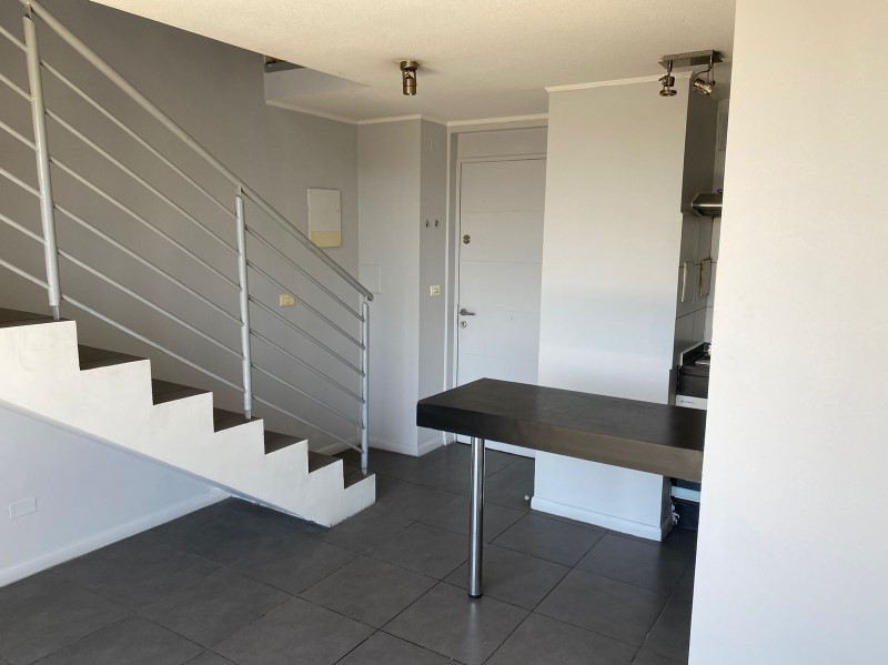 ARTURO PRAT ESQUINA EYAGUIRRE, A PASOS METRO PARQUE ALMAGRO