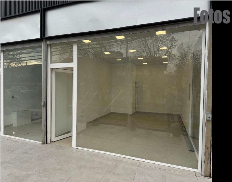 LOCAL COMERCIAL EN STRIP CENTER 25,6 M2 - SIN GASTOS COMUNES