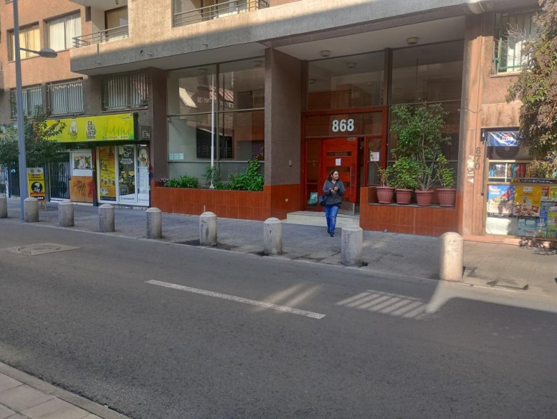 SE ARRIENDA DEPTO. 1D + 1B + ESTACIONAMIENTO. ALONSO OVALLE.