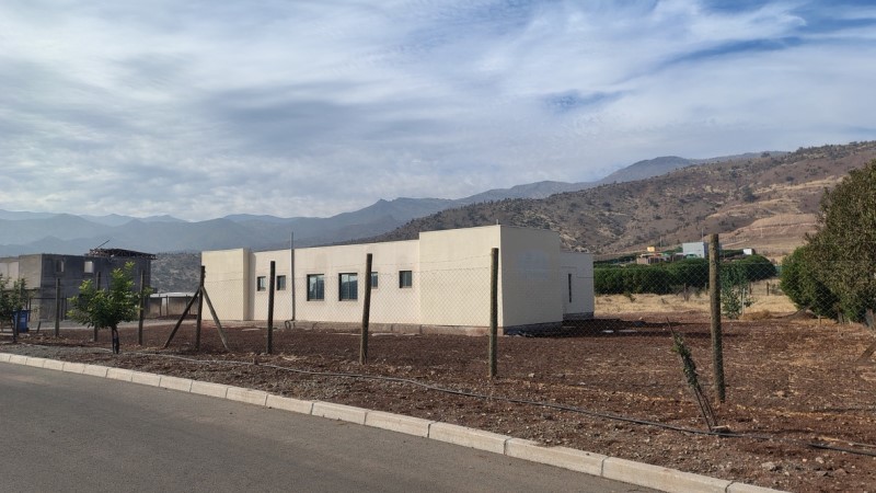 PARCELA CON CASA 125 M2 REFACCIONAR 4D 3B SOBRE 5000 M2