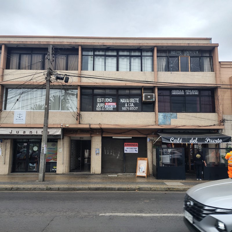 FOCOLARE PROPIEDADES ARRIENDA OFICINAS FRENTE MUNICIPALIDAD 
